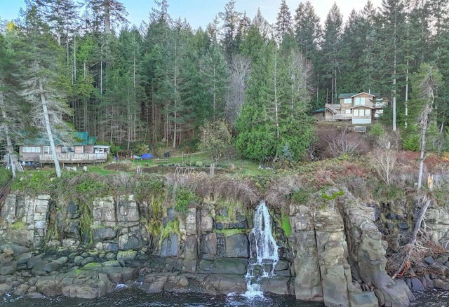 1 of 47 - 2400 Jolly Brothers Rd, Gabriola Island, BC
