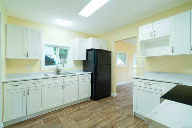 4 of 37 - 1360 Errington Rd, Errington, BC