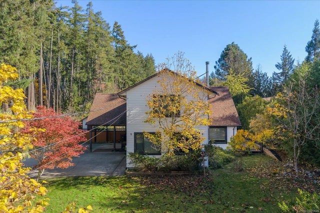 1 of 64 - 1611 Cowichan Bay Rd, Cowichan Bay, BC