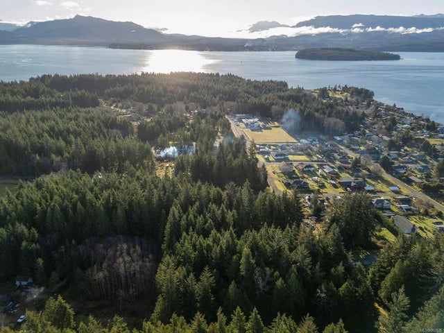 5 of 22 - 415 13th Ave, Sointula, BC