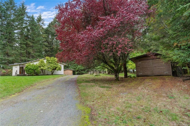 2 of 24 - 1405 Wild Rose Dr, Gabriola Island, BC