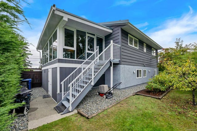 2 of 61 - 1704 Glen Rd, Cowichan Bay, BC