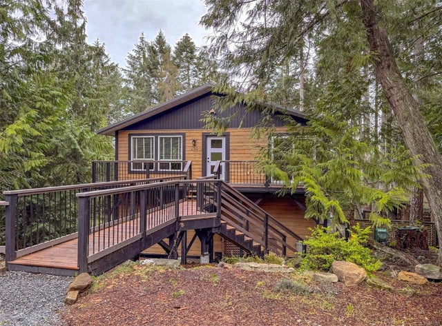 1 of 36 - 750 Clarendon Rd, Gabriola Island, BC