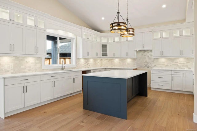 4 of 37 - 1897 Vee Rd, Cowichan Bay, BC