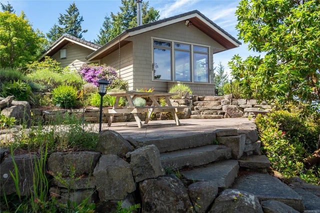 1 of 62 - 2640 Kevan Dr, Gabriola Island, BC