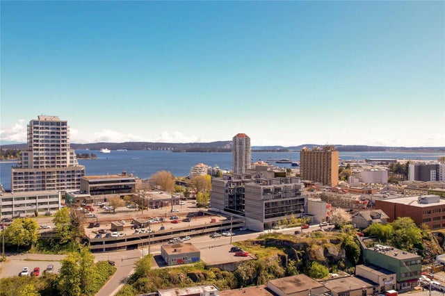 5 of 35 - 91 Chapel St 402, Nanaimo, BC