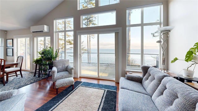 5 of 32 - 1064 Berry Point Rd, Gabriola Island, BC