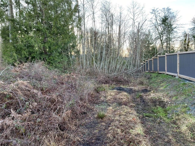 2 of 3 - 4644 Galdwell Rd, Cowichan Bay, BC