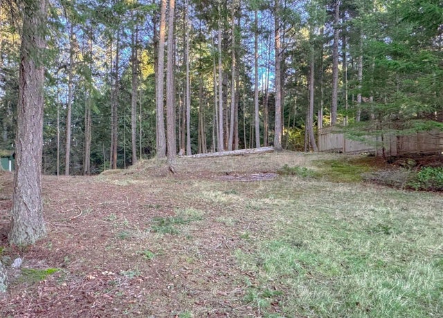 5 of 16 - Lt 34 Pat Burns Ave, Gabriola Island, BC