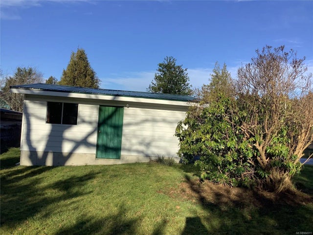 4 of 21 - 10 2nd St, Sointula, BC