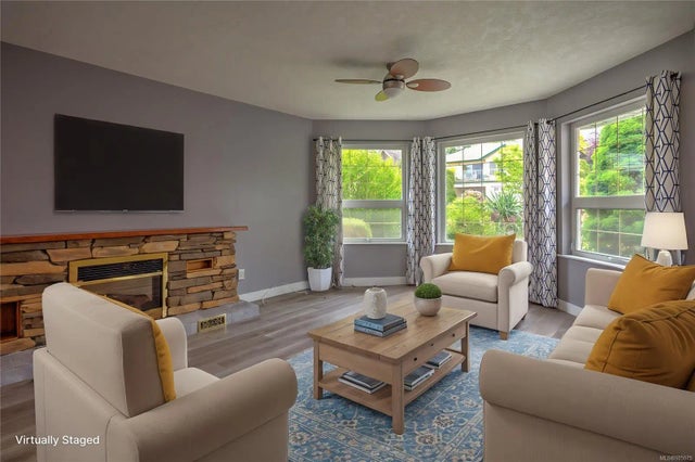 2 of 52 - 8106 Spinnaker Pl, Crofton, BC