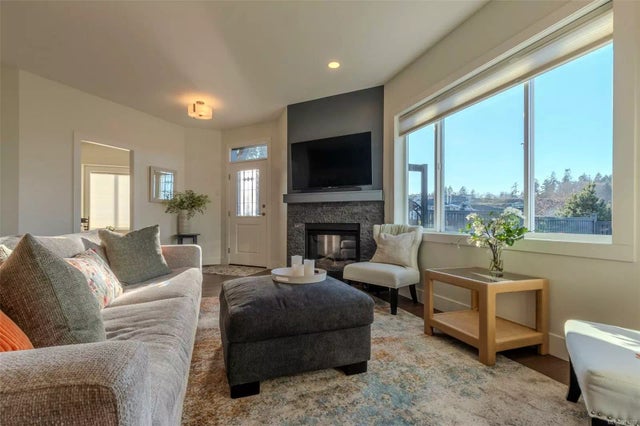 4 of 25 - 1809 Vee Rd, Cowichan Bay, BC