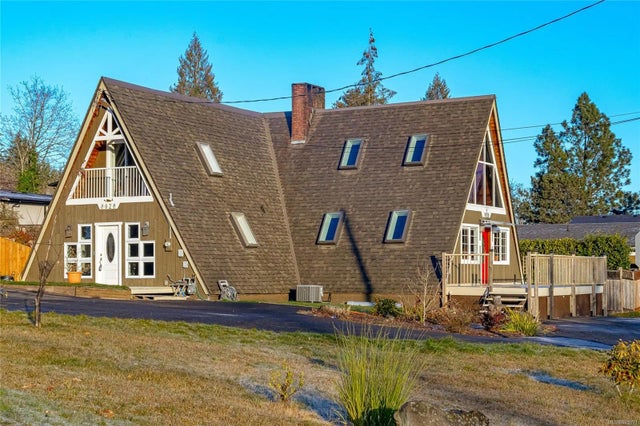 2 of 64 - 8028 Arthur St, Crofton, BC