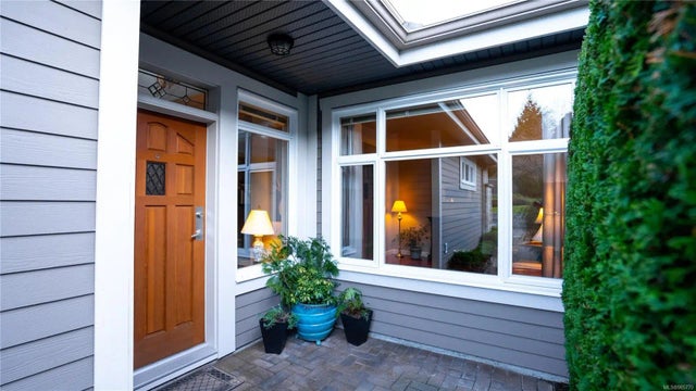 4 of 58 - 974 Sutcliffe Rd 8, Saanich, BC