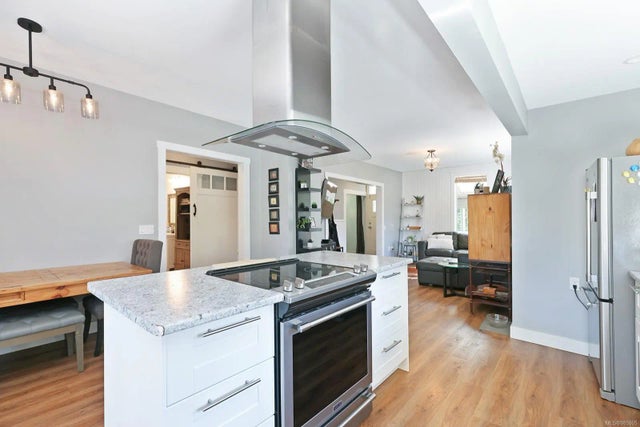 5 of 25 - 5617 Musgrave Rd, Union Bay, BC