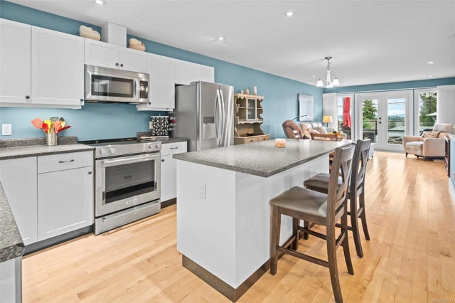 2 of 50 - 7986 Arthur St, Crofton, BC