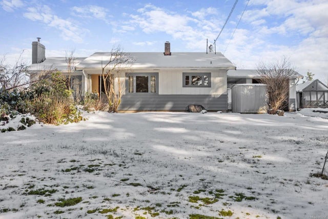 2 of 58 - 7326 Island Hwy N, Merville, BC