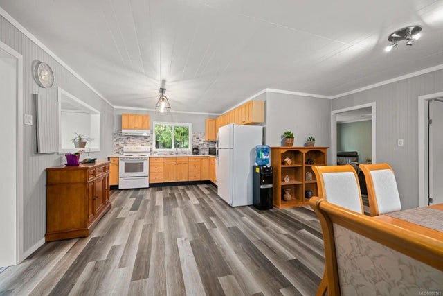 2 of 26 - 1164 Pratt Rd, Coombs, BC