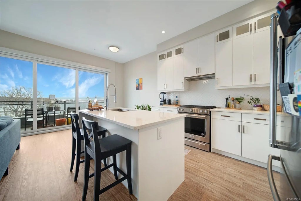 91 Chapel St 504, Nanaimo