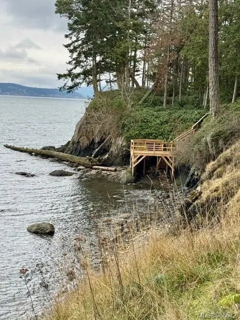 3 of 21 - 1296 Greenleaf Lane, Sidney Island, BC