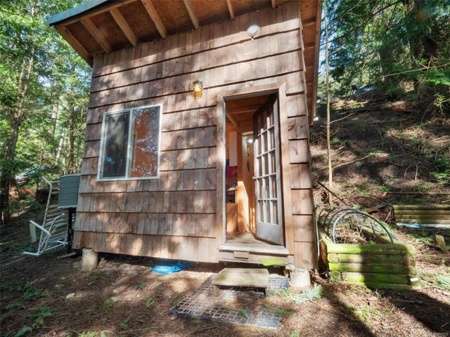 2 of 23 - 414 Bowsprite Cres, Mayne Island, BC