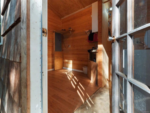 3 of 23 - 414 Bowsprite Cres, Mayne Island, BC