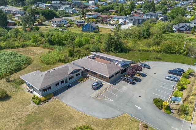 2 of 29 - 313 Mcleod Rd, Union Bay, BC