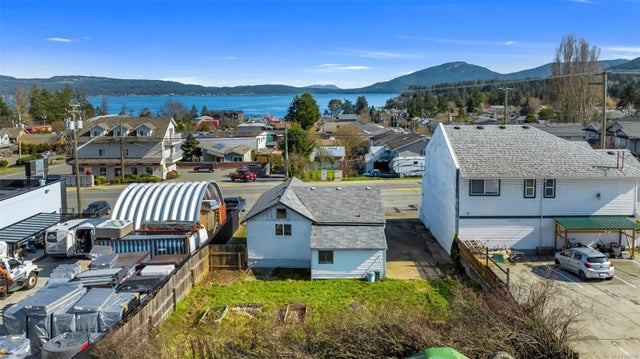 3 of 42 - 8118 York Ave, Crofton, BC