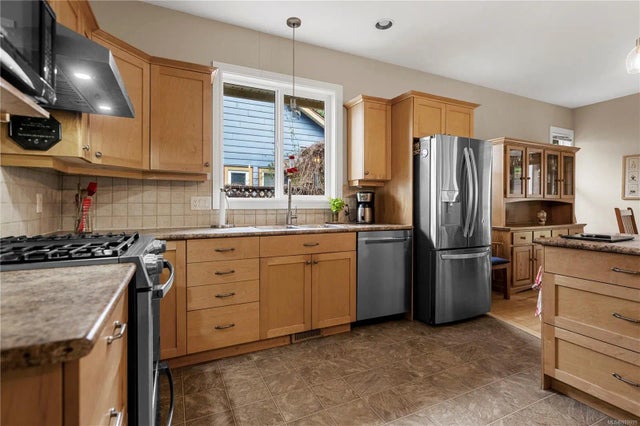 2 of 28 - 1646 Rondeault Rd, Cowichan Bay, BC