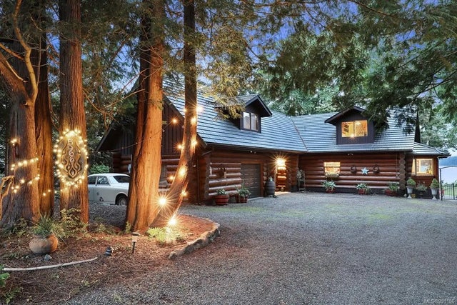 2 of 35 - 5966 Garvin Rd, Union Bay, BC