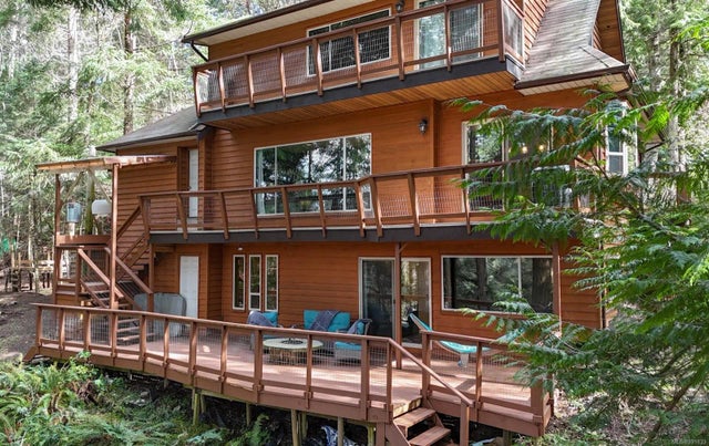 2 of 32 - 275 Foster Close, Gabriola Island, BC