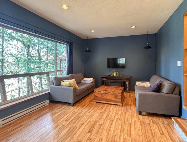 4 of 32 - 275 Foster Close, Gabriola Island, BC