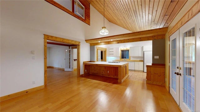 3 of 39 - 1024 Dirksen Rd, Gabriola Island, BC