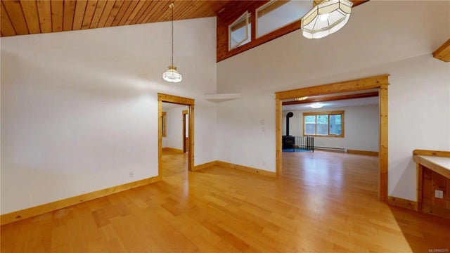 4 of 39 - 1024 Dirksen Rd, Gabriola Island, BC