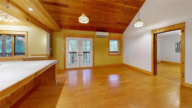 5 of 39 - 1024 Dirksen Rd, Gabriola Island, BC