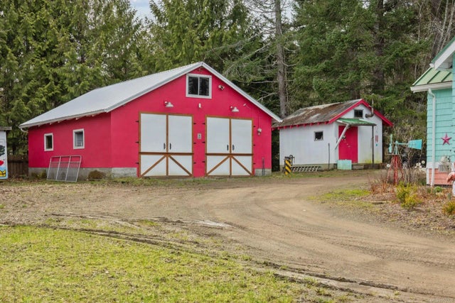 5 of 67 - 4995 Island Hwy S, Union Bay, BC