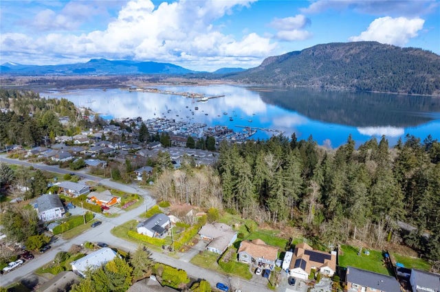 2 of 40 - 1685 Austin Pl, Cowichan Bay, BC