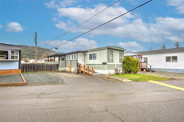 1 of 39 - 1753 Cecil St 114, Crofton, BC