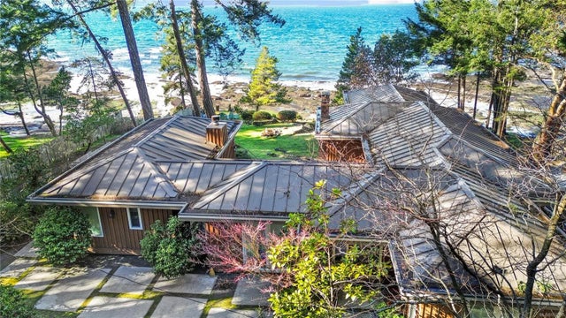 1 of 40 - 278 Decourcy Dr, Gabriola Island, BC