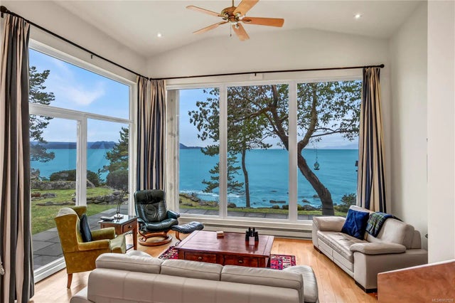 2 of 40 - 278 Decourcy Dr, Gabriola Island, BC