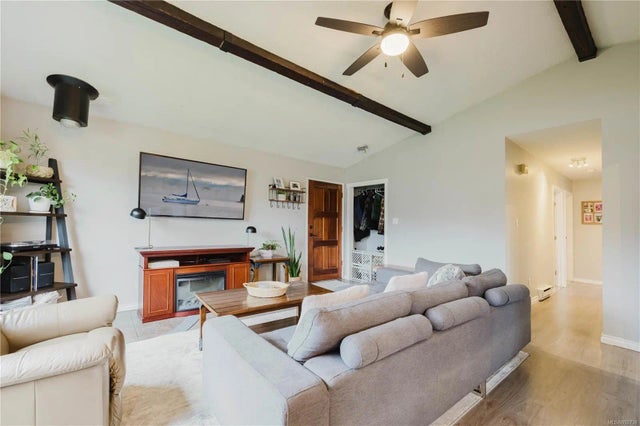 5 of 28 - 1559 Robert St, Crofton, BC