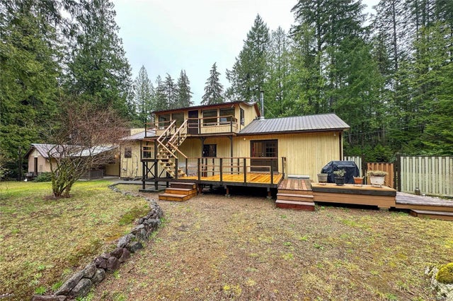 1 of 79 - 314 Harbour Rd, Cortes Island, BC