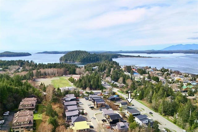 2 of 11 - 535 Gibson St, Tofino, BC