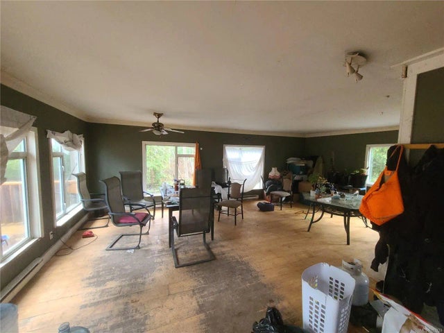 4 of 17 - 2181 Burgoyne Rd, Coombs, BC