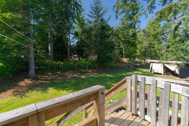 4 of 58 - 5925 Garvin Rd, Union Bay, BC