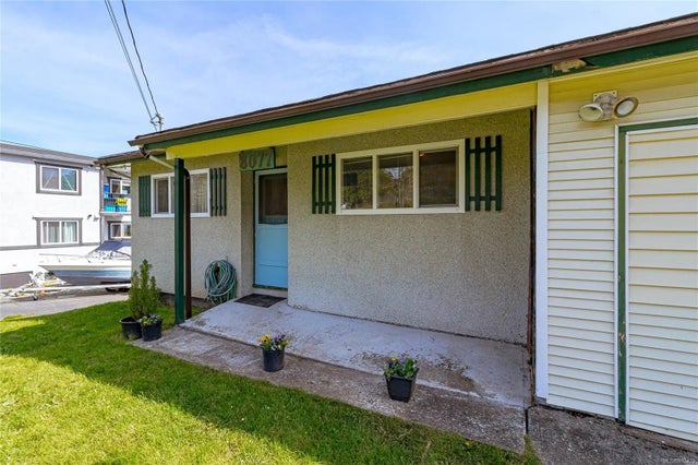 2 of 35 - 8077 Arthur St, Crofton, BC