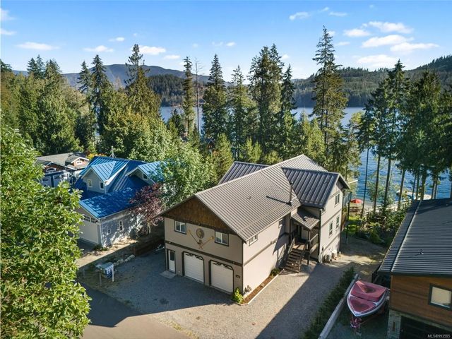 4 of 57 - 9380 Creekside Dr, Youbou, BC