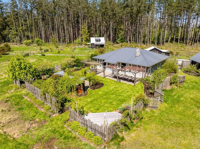 3 of 82 - 1760 Ostby Rd, Hornby Island, BC