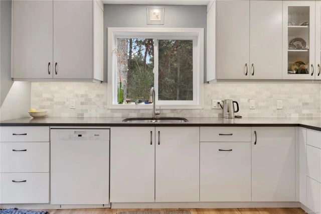 3 of 34 - 663 Caleb Pike Rd, Highlands, BC