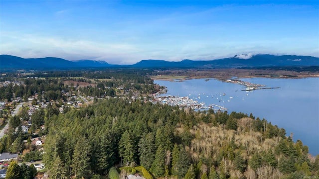 3 of 11 - 1615 Cowichan Bay Rd, Cowichan Bay, BC